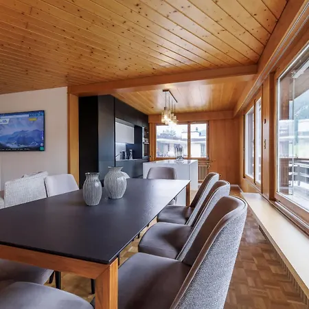 Luxe With Views Private Balcony Apartment *