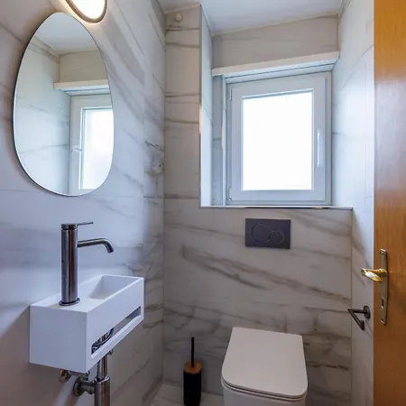 Luxe With Views Private Balcony Davos